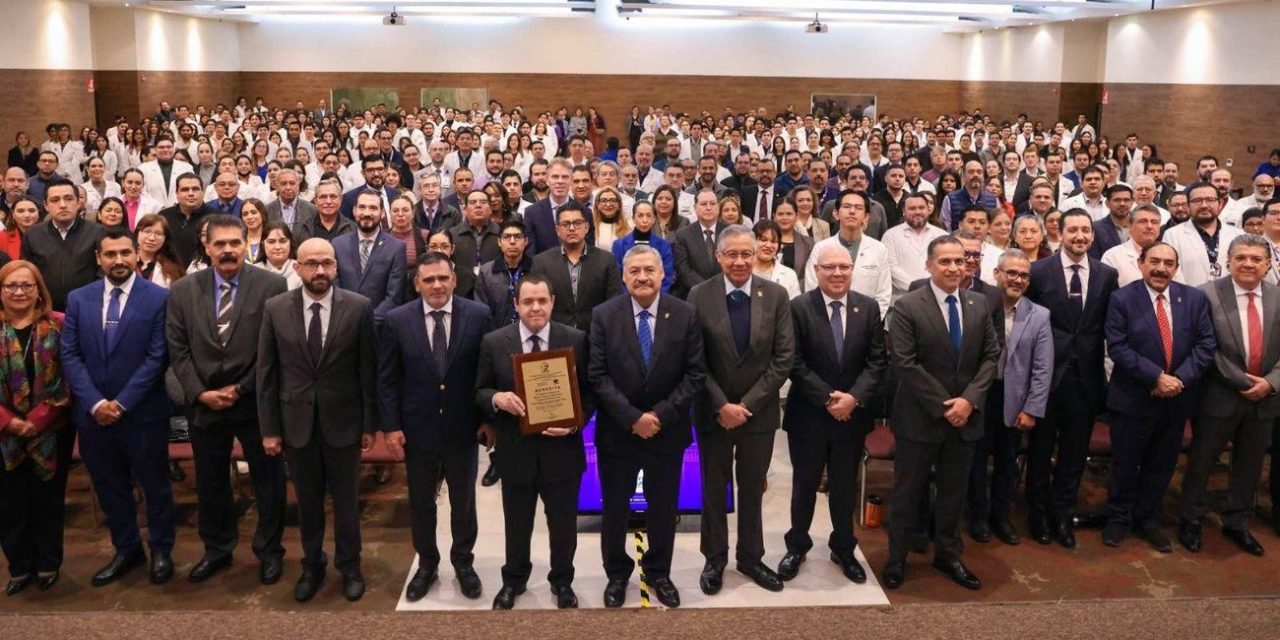 PROGRAMA DE MÉDICO CIRUJANO Y PARTERO DE LA UANL MANTIENE SU EXCELENCIA ACADÉMICA
