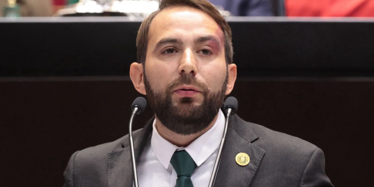 LUIS QUIROGA BUSCA GARANTIZAR DOS HORAS DE ESTACIONAMIENTO GRATUITO EN PLAZAS COMERCIALES