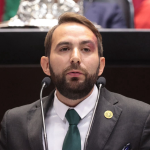 LUIS QUIROGA BUSCA GARANTIZAR DOS HORAS DE ESTACIONAMIENTO GRATUITO EN PLAZAS COMERCIALES