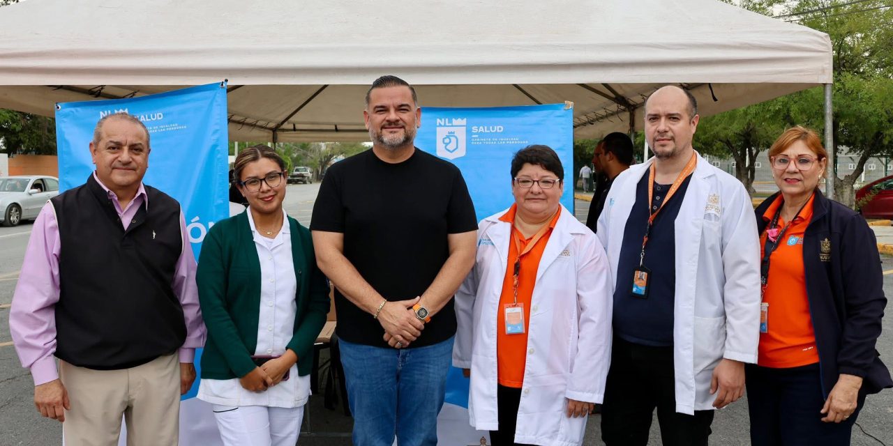 CARLOS RODRÍGUEZ “EL CUATE” IMPLEMENTA MODELO DE VACUNACIÓN MASIVA EN CADEREYTA