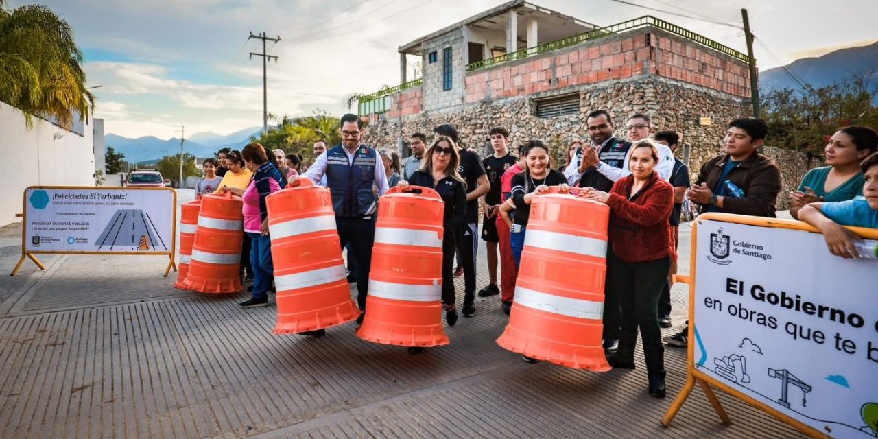 DAVID DE LA PEÑA ENTREGA NUEVA VIALIDAD DE CONCRETO EN EL YERBANIZ