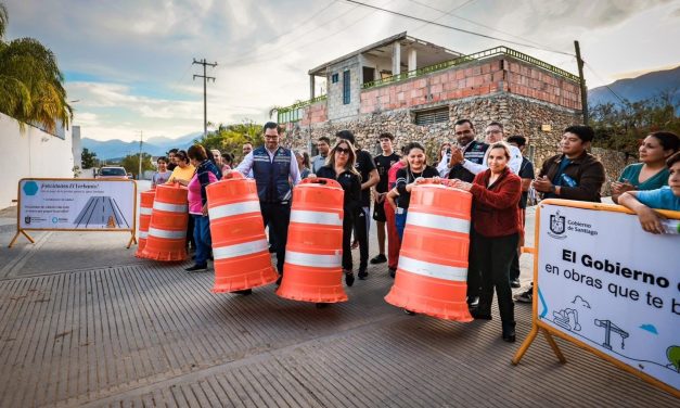 DAVID DE LA PEÑA ENTREGA NUEVA VIALIDAD DE CONCRETO EN EL YERBANIZ