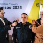 DAVID DE LA PEÑA ENTREGA GRADOS A ELEMENTOS DE SEGURIDAD EN ACTO SOLEMNE