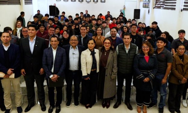 ANDRÉS MIJES LLAMA A JÓVENES A FORTALECER LA LUCHA CONTRA LA CORRUPCIÓN