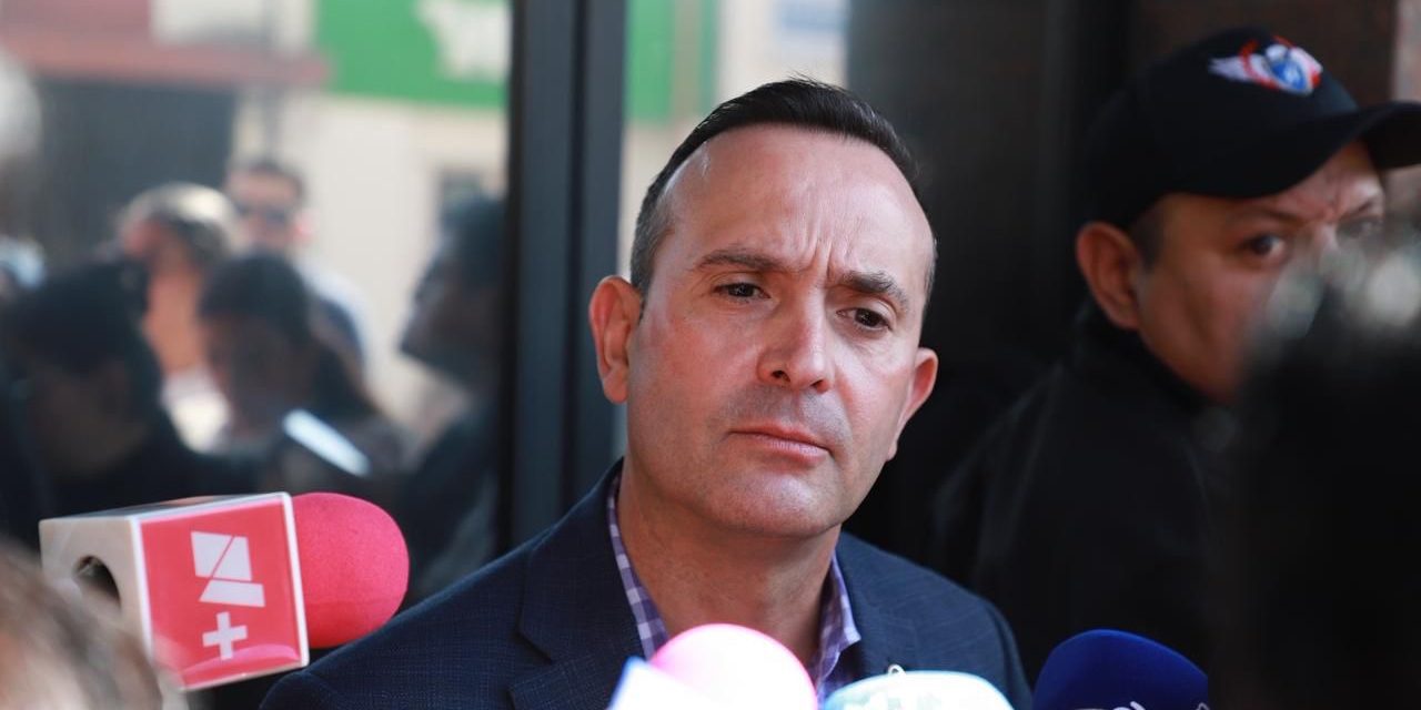 CARLOS DE LA FUENTE SEÑALA ESTANCAMIENTO ENTRE CONGRESO Y GOBIERNO POR PRESUPUESTO 2026