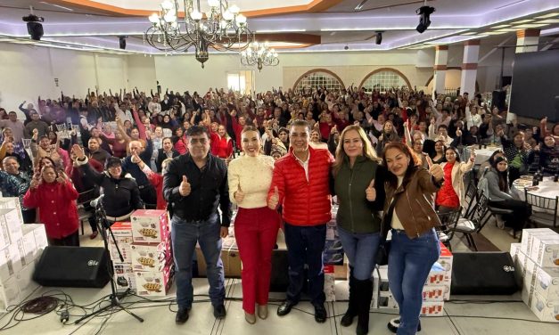 PACO TREVIÑO DEMUESTRA FORTALEZA DEL PRI EN JUÁREZ DURANTE POSADA