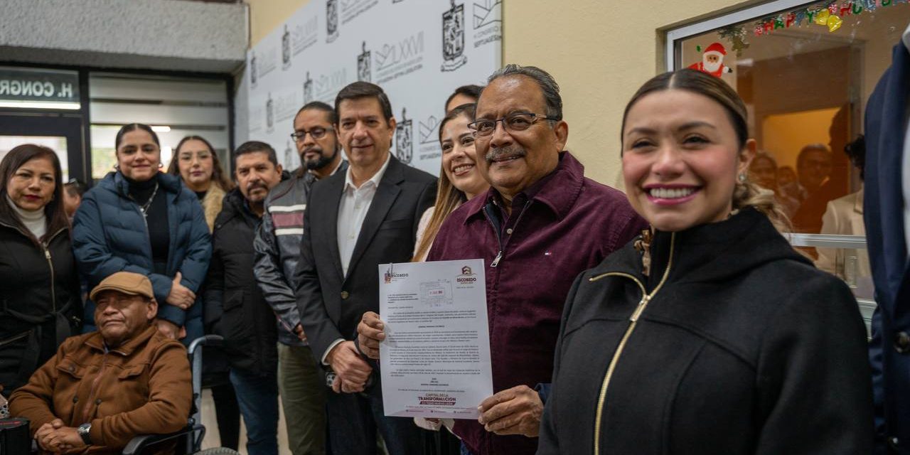 ANDRÉS MIJES BUSCA QUE “MARIANO ESCOBEDO” INGRESE AL MURO DE HONOR DEL CONGRESO