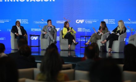 ANDRÉS MIJES POSICIONA A ESCOBEDO COMO REFERENTE DE GOBIERNO DIGITAL EN FORO INTERNACIONAL