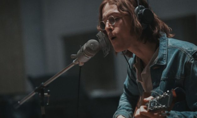 LA LEYENDA REVIVE: ACTORES CAUSAN FUROR POR SU PARECIDO CON THE BEATLES