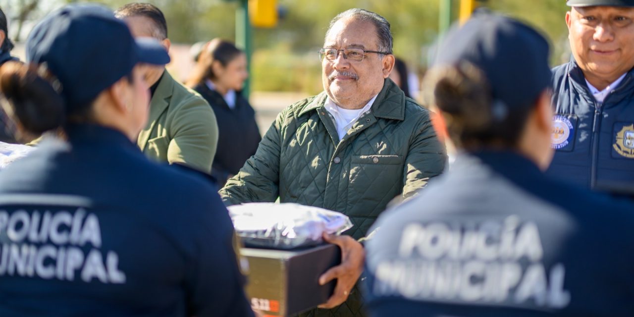 ANDRÉS MIJES RESPALDA EL MODELO DE SEGURIDAD MUNICIPAL CON NUEVO EQUIPAMIENTO