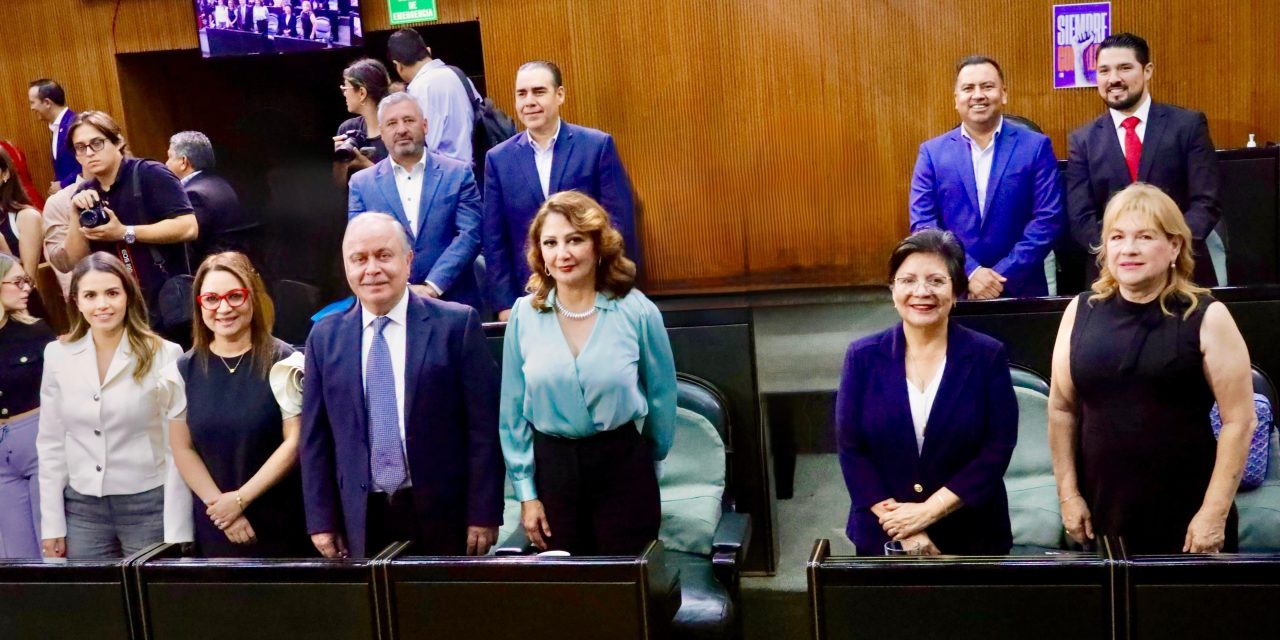 HERIBERTO TREVIÑO CANTÚ ENTREGA AGENDA DEL PRI CON DIEZ EJES PRIORITARIOS