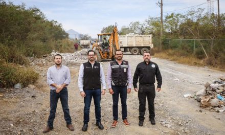 DAVID DE LA PEÑA ADVIERTE CERO TOLERANCIA A LA CONTAMINACIÓN EN SANTIAGO