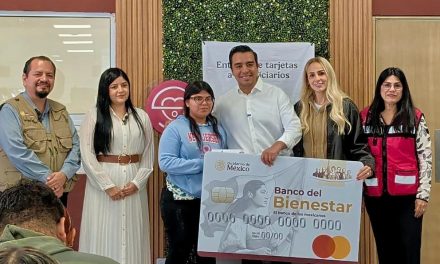 JESÚS NAVA Y EL GOBIERNO FEDERAL ENTREGAN MÁS DE 200 TARJETAS DEL PROGRAMA JÓVENES CONSTRUYENDO EL FUTURO EN SANTA CATARINA