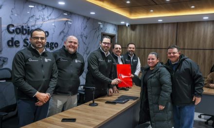 DAVID DE LA PEÑA AVANZA EN LA REGULARIZACIÓN DE VIVIENDAS EN SANTIAGO