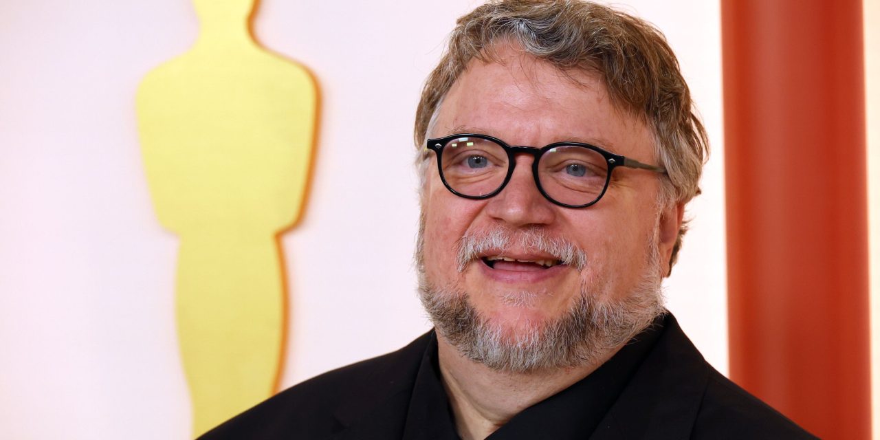 GUILLERMO DEL TORO RECIBE NOMINACIÓN AL WGA POR SU GUION ADAPTADO DE “FRANKENSTEIN”