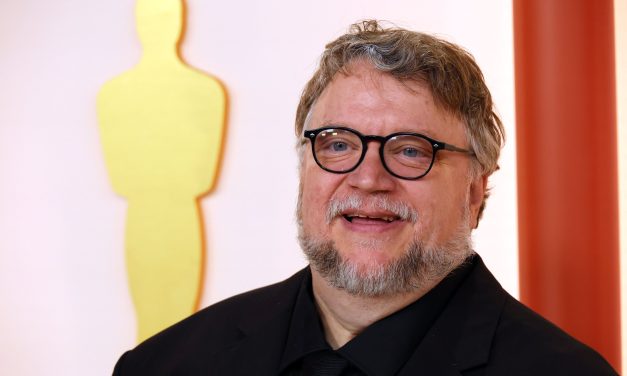 GUILLERMO DEL TORO RECIBE NOMINACIÓN AL WGA POR SU GUION ADAPTADO DE “FRANKENSTEIN”