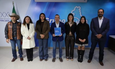 CARLOS DE LA FUENTE FLORES PRESENTA AGENDA MÍNIMA DEL PAN PARA EL SEGUNDO PERÍODO DE SESIONES