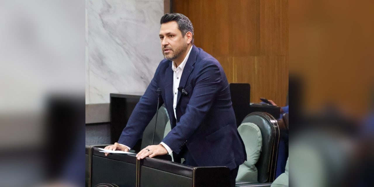 PROPONE TOMÁS MONTOYA PROHIBIR CELULARES EN LAS ESCUELAS DE NUEVO LEÓN