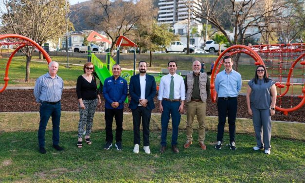 MAURICIO FARAH INAUGURA NUEVA ÁREA DE JUEGOS INCLUSIVOS EN EL PARQUE RUFINO TAMAYO