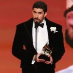 ARTISTAS ALZAN LA VOZ CONTRA ICE DURANTE LOS GRAMMY