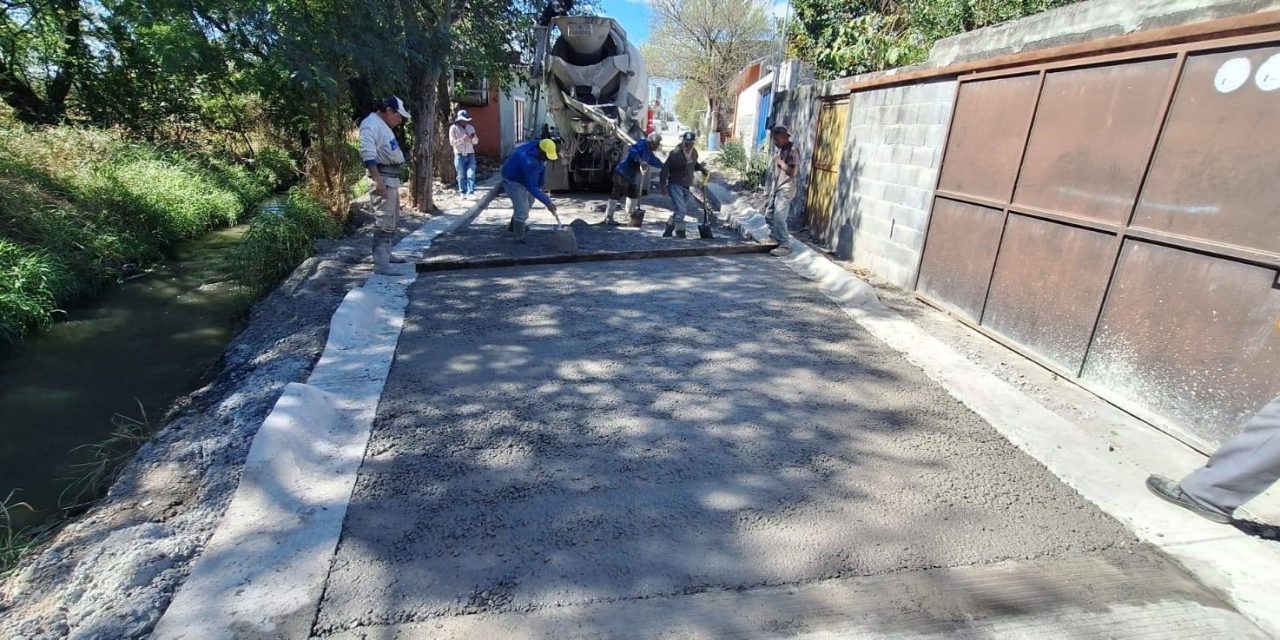 FRANCISCO ESQUIVEL AVANZA EN LA TRANSFORMACIÓN VIAL DE PESQUERÍA