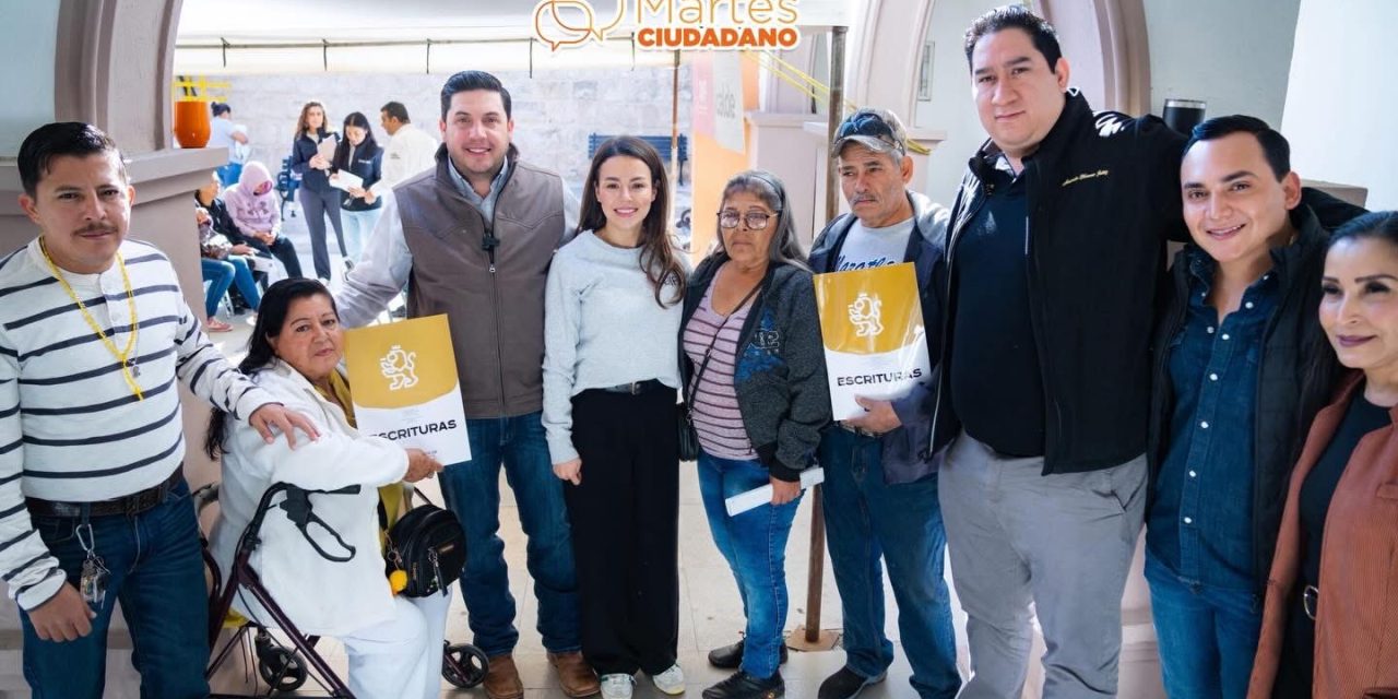 RAÚL CANTÚ LLEVA BENEFICIOS SOCIALES A FAMILIAS EN MARTES CIUDADANO