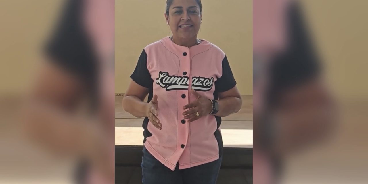 ADRIANA MARTÍNEZ LLEVA ZUMBA AL TEATRO AL AIRE LIBRE DE LAMPAZOS