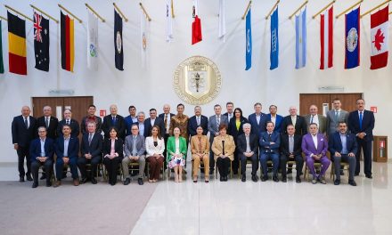 SANTOS GUZMÁN FORTALECE VÍNCULOS INTERNACIONALES DE LA UANL CON CUERPO CONSULAR