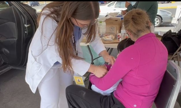 JESÚS NAVA RIVERA REFUERZA LA VACUNACIÓN EN SANTA CATARINA CON MACROBRIGADAS Y MÓDULOS DRIVE THRU