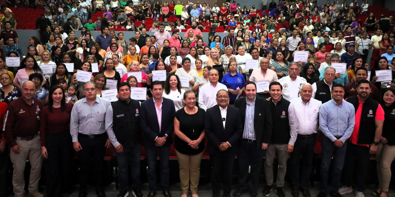 ANDRÉS MIJES PROMUEVE CULTURA DE DIÁLOGO PARA ATENDER RETOS SOCIALES