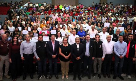 ANDRÉS MIJES PROMUEVE CULTURA DE DIÁLOGO PARA ATENDER RETOS SOCIALES