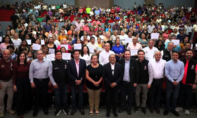 ANDRÉS MIJES PROMUEVE CULTURA DE DIÁLOGO PARA ATENDER RETOS SOCIALES