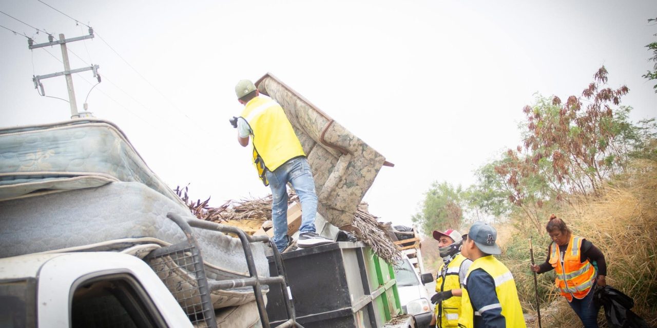 MIGUEL ÁNGEL SALAZAR LLEVA JORNADAS DE LIMPIEZA A HACIENDA LOS NARANJOS