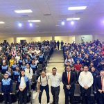 DAVID SÁNCHEZ QUINTANILLA LLEVA A PLANTELES OBRA SOBRE CONSUMOS DE RIESGO EN ADOLESCENTES