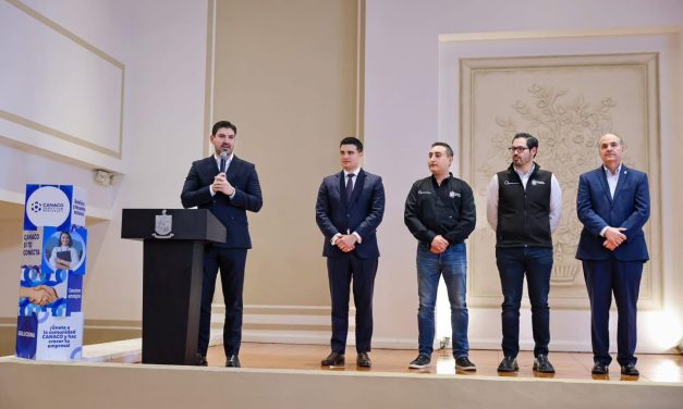 DAVID DE LA PEÑA PROMUEVE CAPACITACIÓN FISCAL PARA FORTALECER AL SECTOR PRODUCTIVO EN SANTIAGO