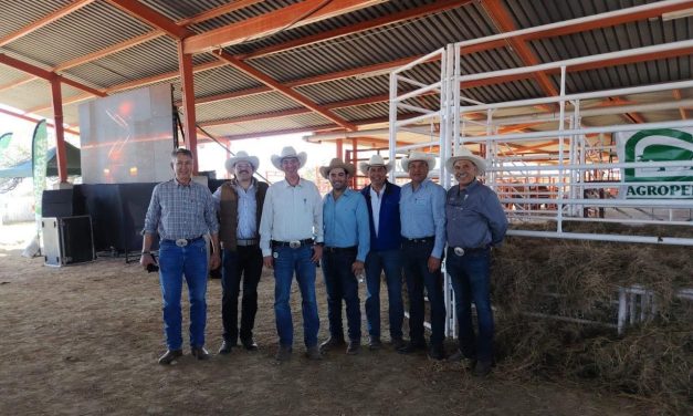 NOEL RAMÍREZ RESPALDA PRIMERA SUBASTA GANADERA EN EL SUR DE NUEVO LEÓN