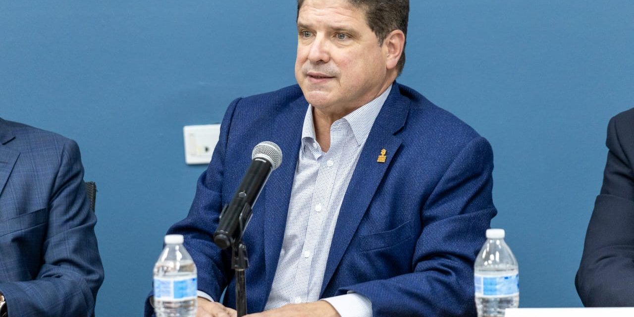 CANACO MONTERREY PREVÉ ALZA EN VENTAS POR EL DÍA DEL AMOR Y LA AMISTAD