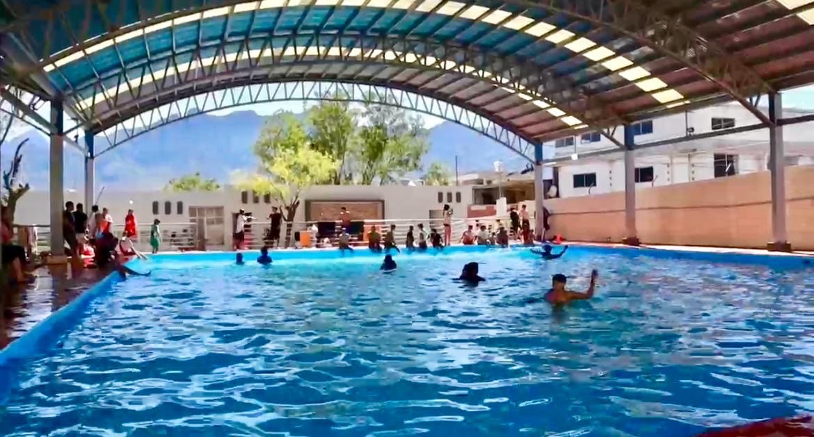 JESÚS NAVA RIVERA ANUNCIA APERTURA DE ALBERCAS Y CLASES DE NATACIÓN PARA FAMILIAS