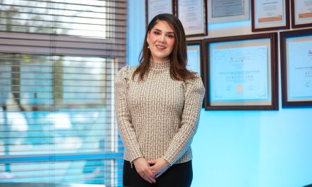 SANTOS GUZMÁN Y PAULINNA MEGCHUN LLEVAN A LA UANL AL TERRENO DE LA TRADUCCIÓN PERICIAL FEDERAL