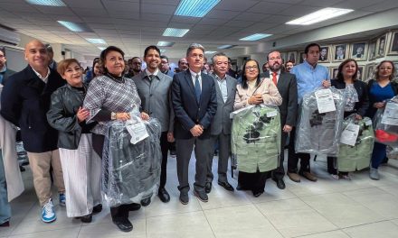 JUAN JOSÉ GUTIÉRREZ REYNOSA LLEVA APOYO DIRECTO A PERSONAL DE APOYO EN ESCUELAS