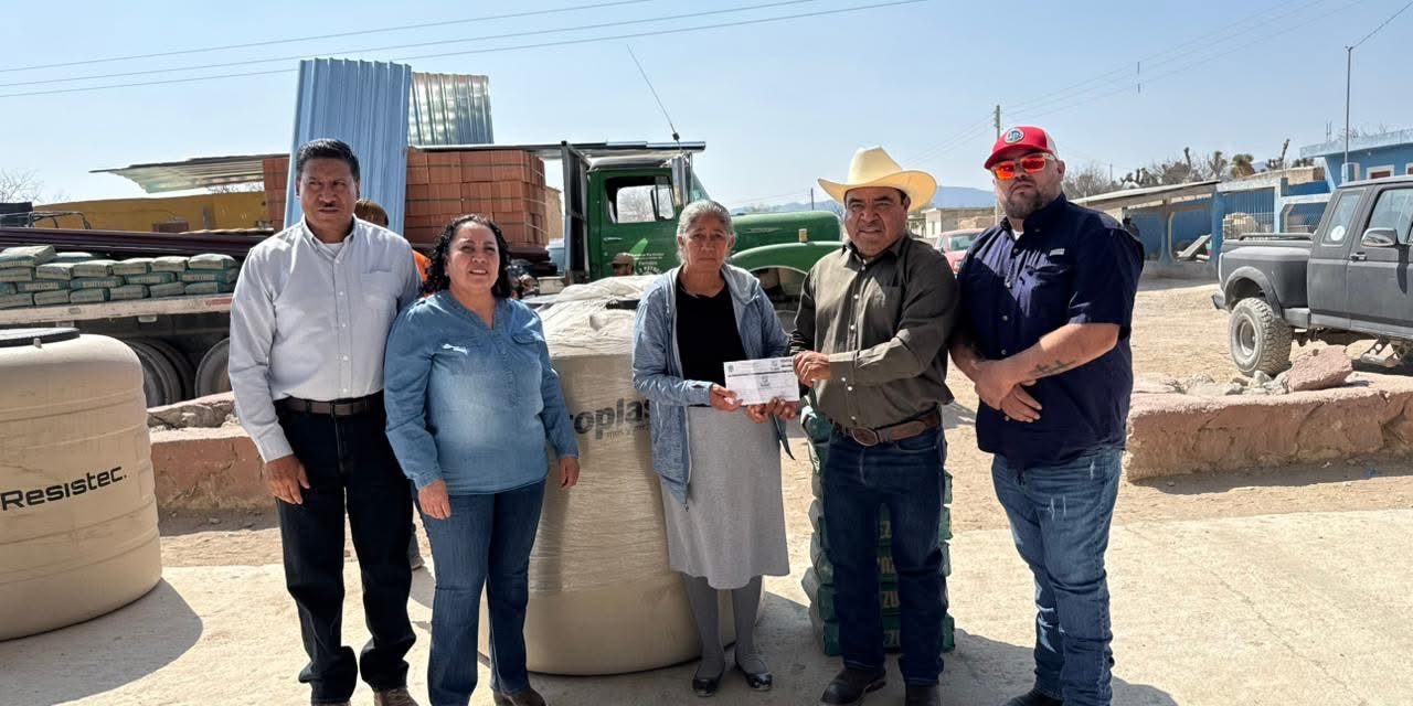 JUAN JOSÉ VARGAS ROSALES DESPLIEGA APOYOS PARA VIVIENDA EN COMUNIDADES RURALES DE DR. ARROYO