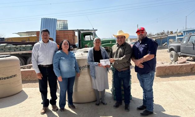 JUAN JOSÉ VARGAS ROSALES DESPLIEGA APOYOS PARA VIVIENDA EN COMUNIDADES RURALES DE DR. ARROYO