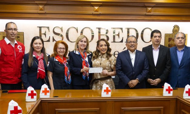 ANDRÉS MIJES Y YESI DE MIJES COORDINAN EN ESCOBEDO ACCIÓN SOLIDARIA A FAVOR DE LA CRUZ ROJA
