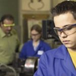 SECTOR INDUSTRIAL DE NUEVO LEÓN ADVIERTE DÉFICIT DE TÉCNICOS Y PIDE FORTALECER EDUCACIÓN DUAL