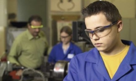 SECTOR INDUSTRIAL DE NUEVO LEÓN ADVIERTE DÉFICIT DE TÉCNICOS Y PIDE FORTALECER EDUCACIÓN DUAL