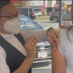 JESÚS NAVA REFUERZA VACUNACIÓN CONTRA SARAMPIÓN EN SANTA CATARINA