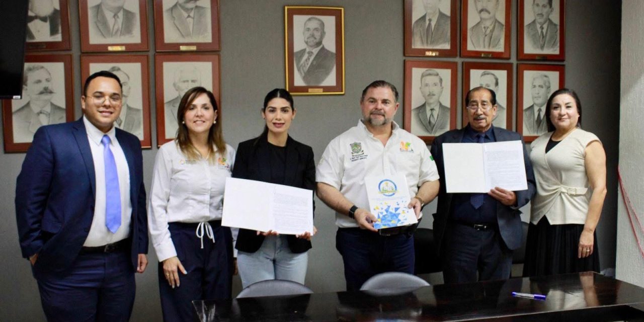 MIGUEL ÁNGEL SALAZAR FIRMA CONVENIO PARA ACERCAR BECAS UNIVERSITARIAS A JÓVENES DE MONTEMORELOS