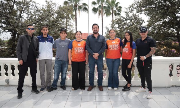 DAVID SÁNCHEZ RECONOCE A ATLETAS DE GENERAL TERÁN QUE COMPITEN RUMBO A LA OLIMPIADA CONADE