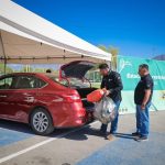 DAVID DE LA PEÑA REALIZA DRIVE THRU ECOLÓGICO PARA FOMENTAR EL RECICLAJE