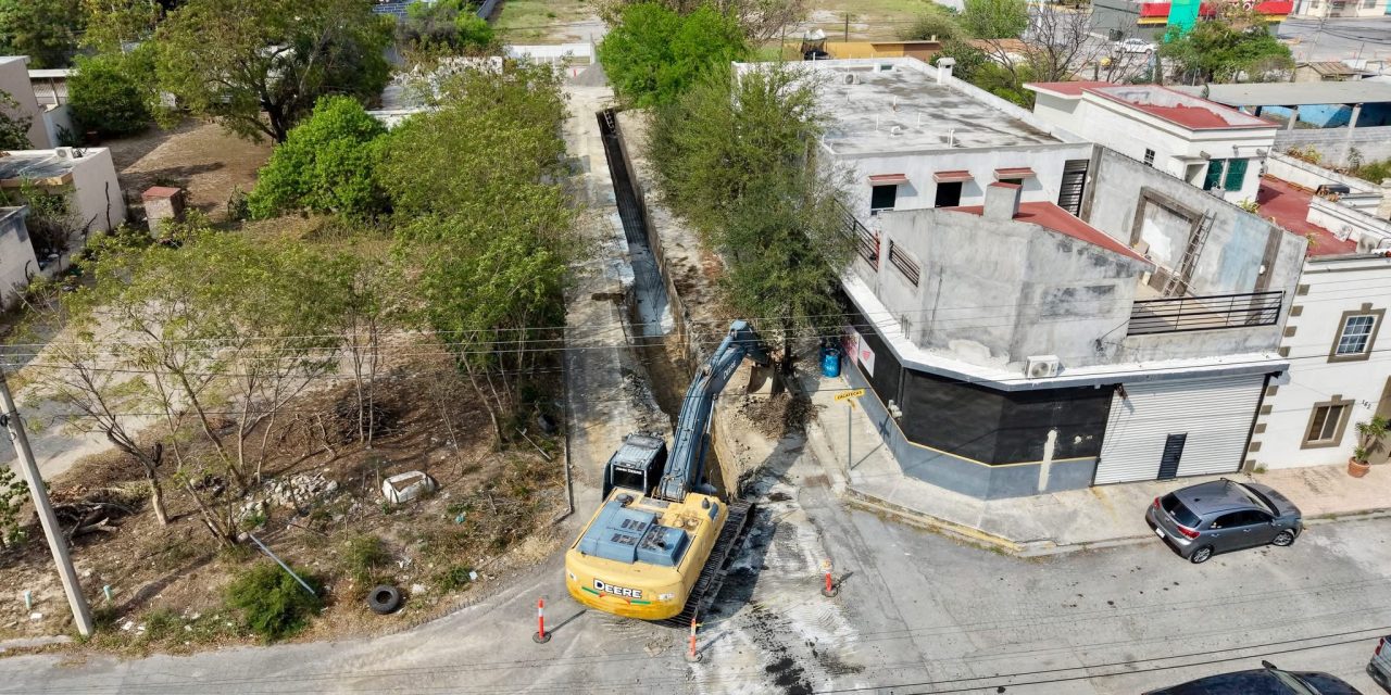 CARLOS RODRÍGUEZ “EL CUATE” REPORTA AVANCES EN NUEVO DRENAJE PLUVIAL EN CADEREYTA